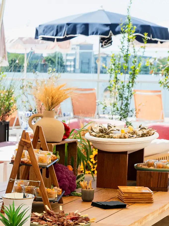 Restauration sur la terrasse